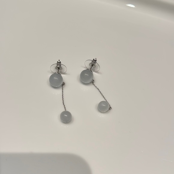 Jewelry - Dangle Drop Elegant Silver Drop Earrings